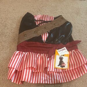 Petco Pirate Costume for pups - Red and Black NWT size medium